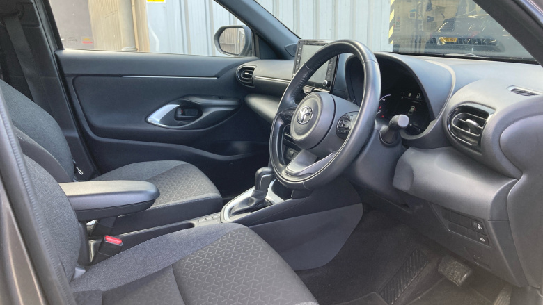 Toyota Yaris Cross 1.5 Hybrid Design 5dr CVT Hybrid Estate